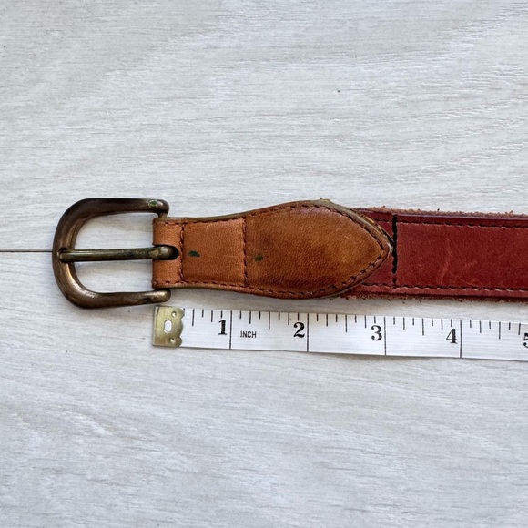 Vintage Arnold Palmer Distressed Brown Leather Brass Gold Tone Buckle Belt - Picture 4 of 5